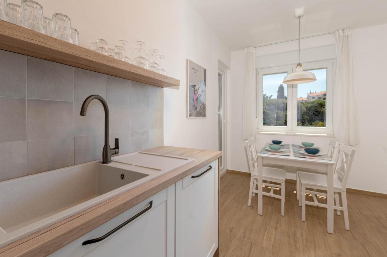 Nona Mileva Apartment Пула Экстерьер фото
